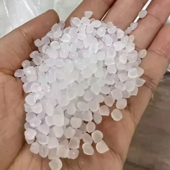 HDPE plastikinės granulės Granulės Blow Grade Plastic Resin